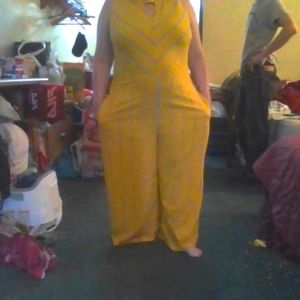 eci New York XL Yellow Jumper